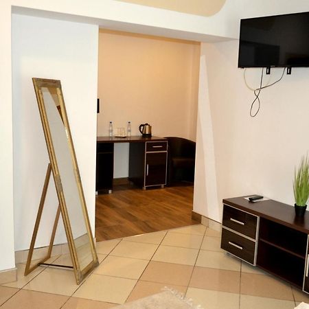 ניסה Hotel Piast מראה חיצוני תמונה